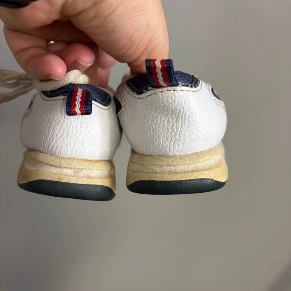 Circo Infant Boys Multi Sport Sneakers White Navy Blue Size 4 Lace Up Shoes